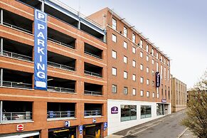 Premier Inn Luton Town Centre