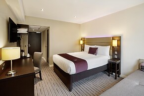 Premier Inn Luton Town Centre
