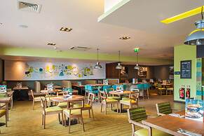 Premier Inn Luton Town Centre
