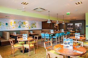 Premier Inn Luton Town Centre