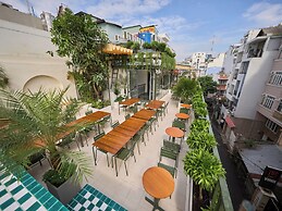 UNIQUE-Urban Complex-Heart of District 1