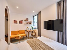 UNIQUE-Urban Complex-Heart of District 1