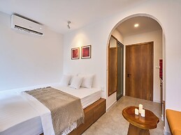 UNIQUE-Urban Complex-Heart of District 1