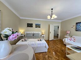 Two-Bedroom Apartment SEVEN