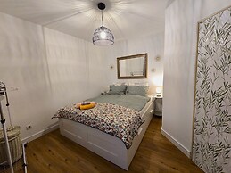 Two-Bedroom Apartment SEVEN