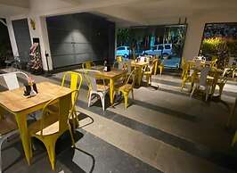 Iris Suites