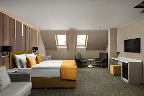 Hotel Allora