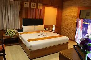 The Rich Hotel Rama 5