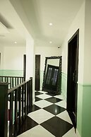 The Hendon House