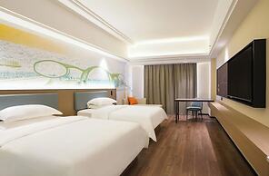 yi xuan hotel - bus station