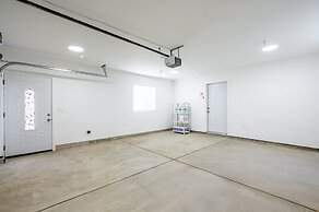 Modern Home Near Pasadena Garage Full Kitchen