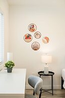 Modern Home Near Pasadena Garage Full Kitchen