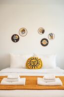 Modern Home Near Pasadena Garage Full Kitchen