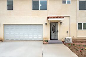 Cozy Modern Stay in Alhambra 30plus Days Welcome