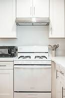 Cozy Modern Stay in Alhambra 30plus Days Welcome