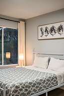 Luxury Hilltop Stay Pool Views Sleeps Many