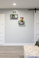 Luxury Hilltop Stay Pool Views Sleeps Many