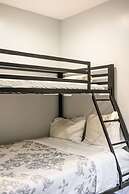 Luxury Hilltop Stay Pool Views Sleeps Many