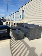 Robin Hood 3-bed Caravan, Sleeps 8, Pet Friendly