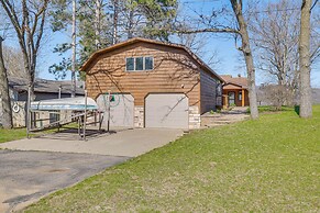 Riverfront Home w/ Seasonal Dock in Wabasha!
