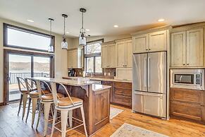 Riverfront Home w/ Seasonal Dock in Wabasha!
