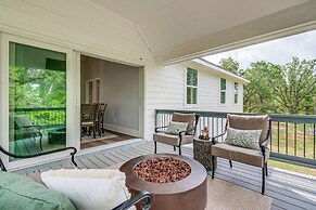 6 Mi to Lake Somerville: Barndominium on 20 Acres