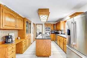 Bike, Fish, Golf & More: Stately Tudor in Mogadore