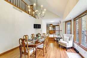 Bike, Fish, Golf & More: Stately Tudor in Mogadore
