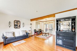 Bike, Fish, Golf & More: Stately Tudor in Mogadore