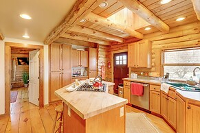 Near Trails, Lakes & Slopes: Cabin in Walpole!