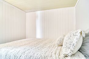 10 Mi to Beaches: Home w/ Pool Access in Largo!