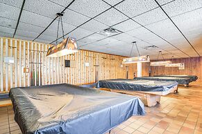 10 Mi to Beaches: Home w/ Pool Access in Largo!