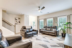 7 Mi to Dtwn: Sleek Retreat in Atlanta!