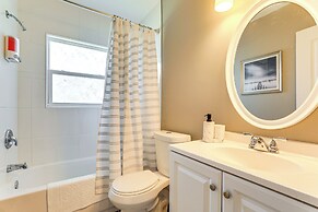 4 Mi to Venice Beach: Home w/ Patio & Yard