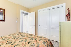 4 Mi to Venice Beach: Home w/ Patio & Yard