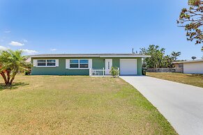 4 Mi to Venice Beach: Home w/ Patio & Yard