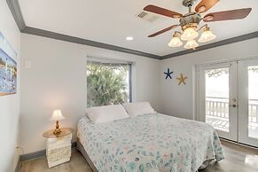 Front Row Beachfront Long Beach Getaway