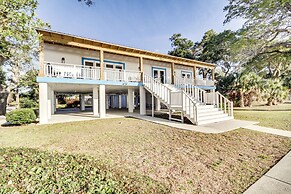 Front Row Beachfront Long Beach Getaway