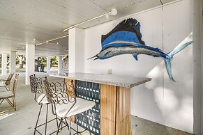 Front Row Beachfront Long Beach Getaway