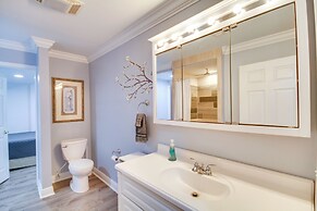 Front Row Beachfront Long Beach Getaway