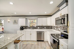 Front Row Beachfront Long Beach Getaway