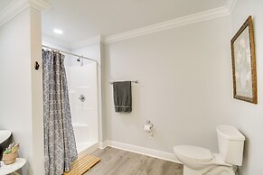 Front Row Beachfront Long Beach Getaway