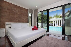 Designer 3BR Villa Silver Pool in Kamala