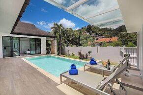 Designer 3BR Villa Silver Pool in Kamala