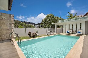 Designer 3BR Villa Silver Pool in Kamala