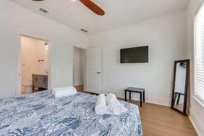 Steps to Beach: Home w/ Ocean View in Navarre!