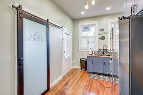 1 Mi to Dtwn: Pet-friendly Macon Home w/ Yard