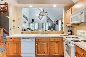 Access to Jack Frost Ski Resort: Home w/ Hot Tub