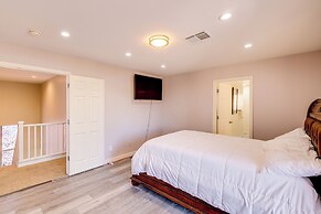 2 Mi to Desert Diamond Arena: Home w/ Patio!