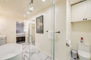 2 Mi to Desert Diamond Arena: Home w/ Patio!